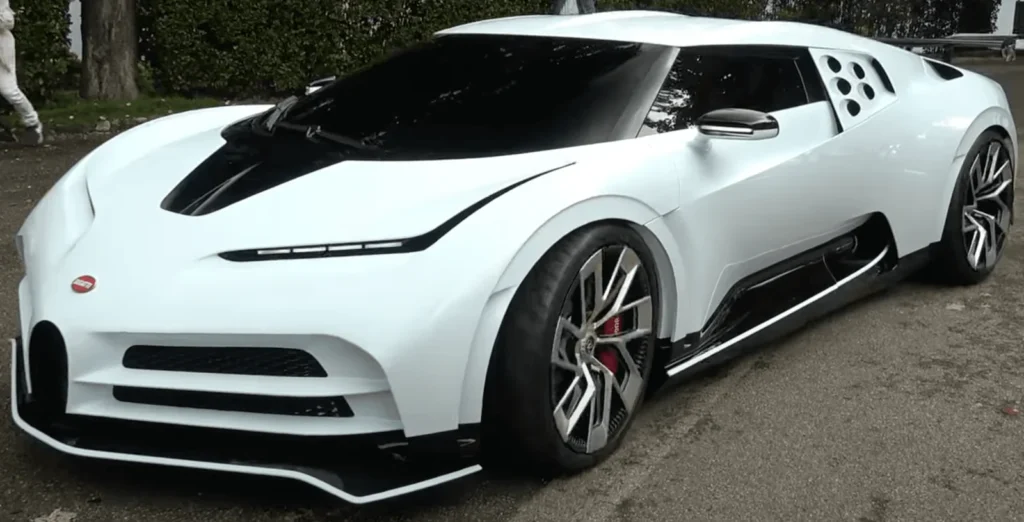 Bugatti_Centodieci_side_cropped